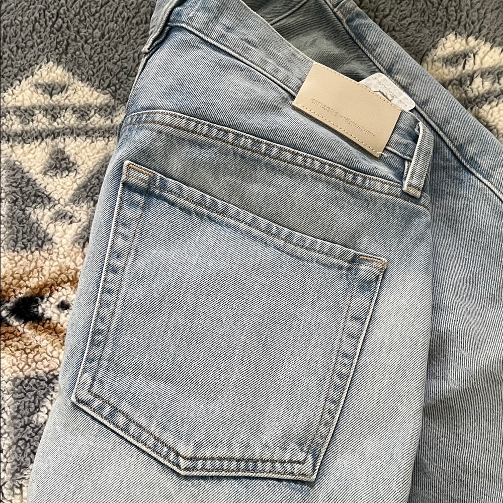 Citizens of Humanity AYLA Light Blue Denim Shorts with Button Waist - Picture 8 of 12